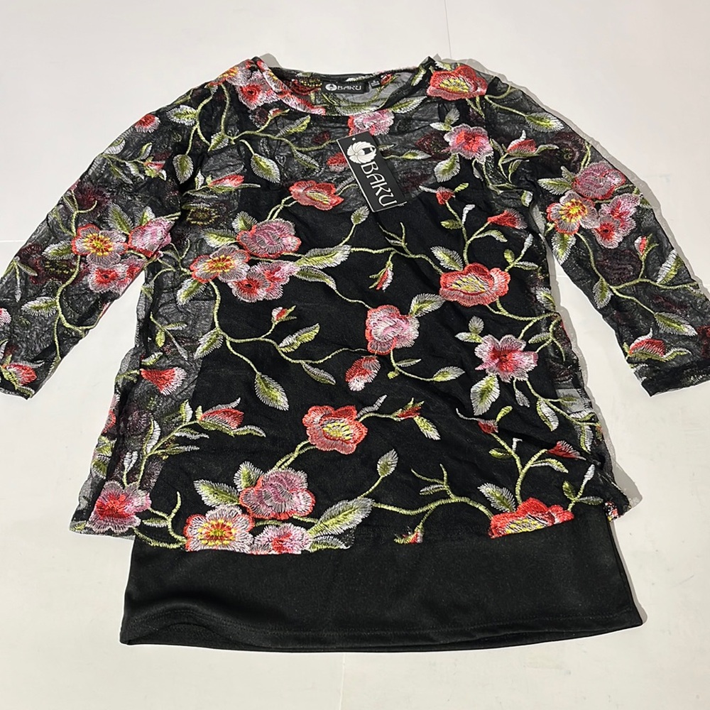 Baku two piece embroidered top blouse with tank top shirt small NEW! fall summer
